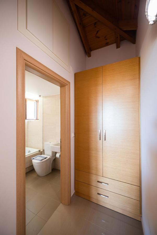 Mani Houses Selinitsa Art Koloveas Agios Nikolaos  Luaran gambar